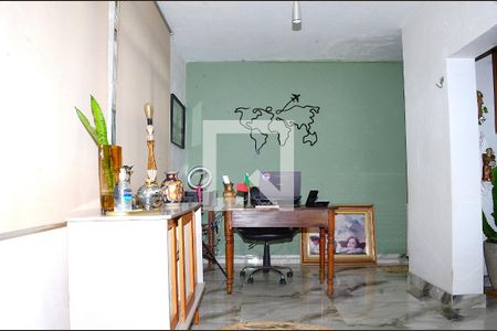 Hall de entrada de casa para alugar com 3 quartos, 210m² em Ribeiro de Abreu, Belo Horizonte