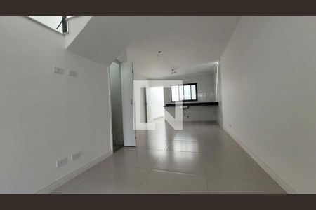Casa à venda com 3 quartos, 110m² em Jardim Alzira, São Paulo
