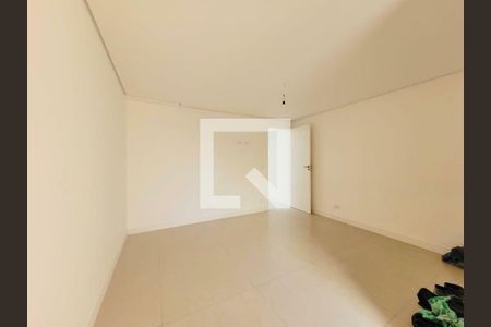 Casa à venda com 3 quartos, 110m² em Jardim Alzira, São Paulo