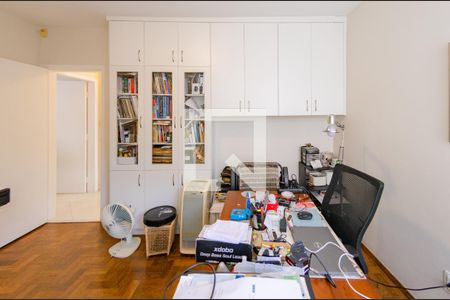 Quarto de apartamento à venda com 3 quartos, 123m² em Luxemburgo, Belo Horizonte