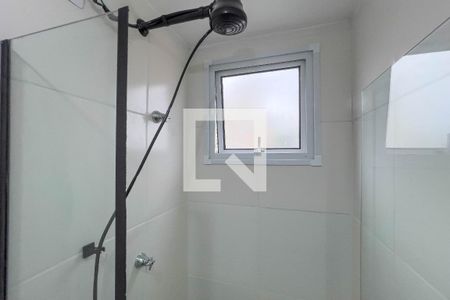 Banheiro de kitnet/studio para alugar com 1 quarto, 25m² em Chácara Inglesa, São Paulo