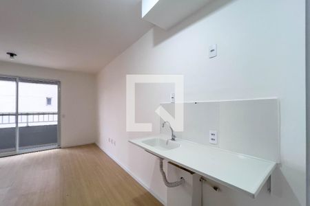 Cozinha de kitnet/studio para alugar com 1 quarto, 25m² em Chácara Inglesa, São Paulo