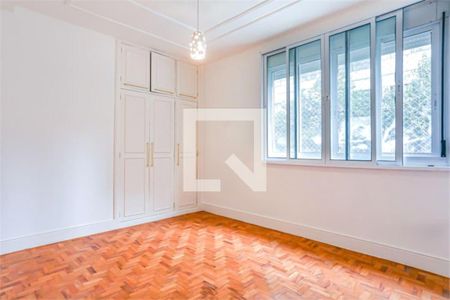 Apartamento à venda com 3 quartos, 228m² em Bela Vista, São Paulo