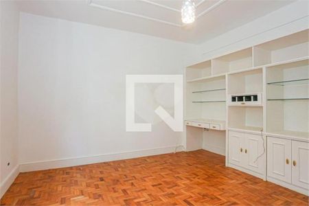 Apartamento à venda com 3 quartos, 228m² em Bela Vista, São Paulo