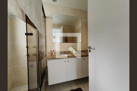 Banheiro da Suíte 1 de casa de condomínio à venda com 6 quartos, 294m² em Vargem Pequena, Rio de Janeiro