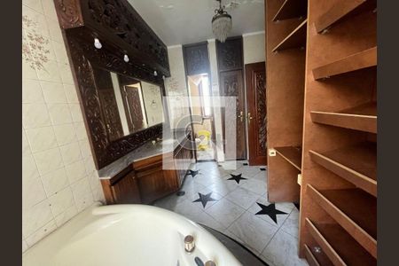 Casa à venda com 4 quartos, 420m² em Jardim Luzitânia, São Paulo