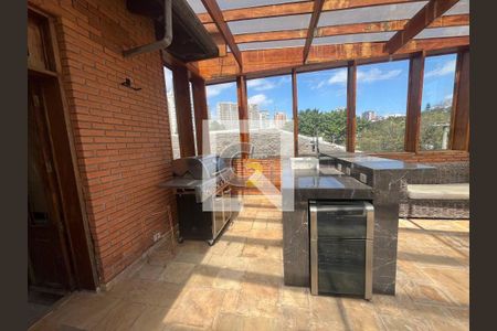 Casa à venda com 4 quartos, 420m² em Jardim Luzitânia, São Paulo