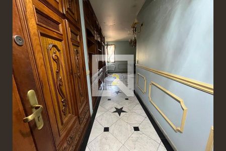 Casa à venda com 4 quartos, 420m² em Jardim Luzitânia, São Paulo