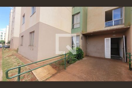 Fachada do bloco de apartamento à venda com 2 quartos, 52m² em Residencial Takanos 1, Campinas
