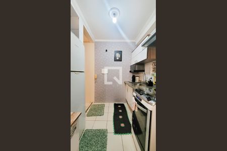 Cozinha de apartamento à venda com 2 quartos, 52m² em Residencial Takanos 1, Campinas
