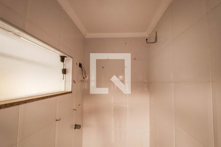 Banheiro de Serviço de casa à venda com 3 quartos, 90m² em Vila Sonia, São Paulo