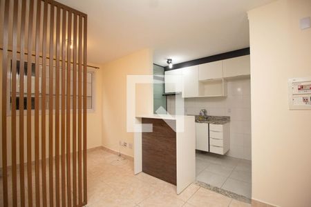 Sala de apartamento para alugar com 2 quartos, 44m² em Jardim Iris, São Paulo