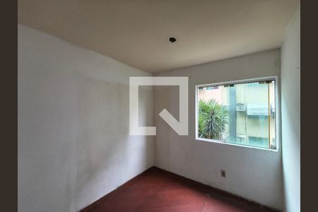 Quarto de apartamento para alugar com 2 quartos, 42m² em Jacarepaguá, Rio de Janeiro