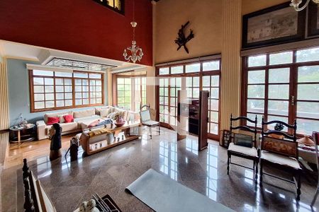 Sala de casa à venda com 5 quartos, 532m² em São Francisco, Niterói