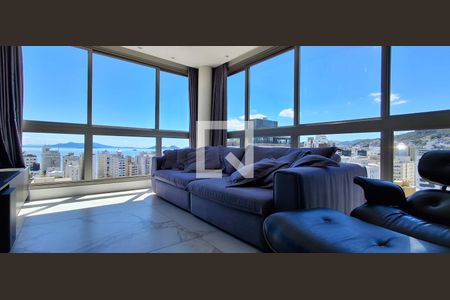 Sala de apartamento para alugar com 3 quartos, 145m² em Centro, Florianópolis