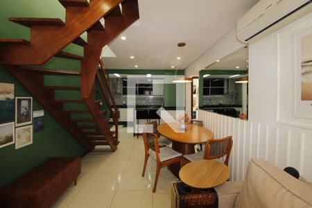 Sala de apartamento para alugar com 3 quartos, 145m² em Jardim Itu, Porto Alegre