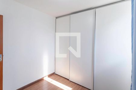 Quarto 2 de apartamento para alugar com 2 quartos, 50m² em Arvoredo Ii, Contagem