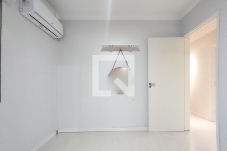 Quarto 1 de apartamento para alugar com 3 quartos, 60m² em Scharlau, São Leopoldo