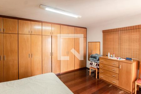 Suíte 1 de casa para alugar com 4 quartos, 350m² em Jardim Guapira, São Paulo