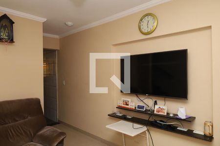 Sala de casa de condomínio para alugar com 3 quartos, 185m² em Fazenda Aricanduva, São Paulo
