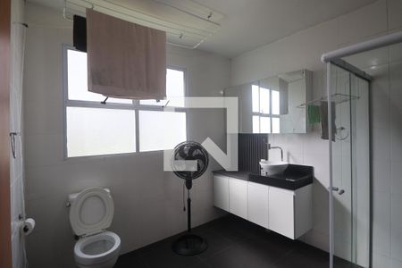 Banheiro de apartamento para alugar com 1 quarto, 50m² em Igara, Canoas