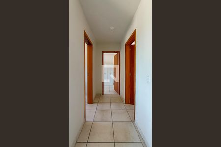 Corredor de apartamento para alugar com 2 quartos, 51m² em Chapéu do Sol, Porto Alegre
