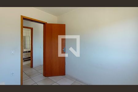 Quarto 1 de apartamento para alugar com 2 quartos, 51m² em Chapéu do Sol, Porto Alegre