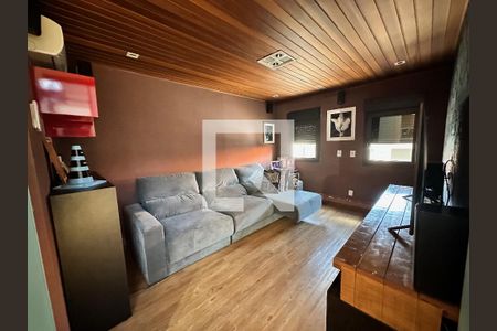 Sala de casa à venda com 4 quartos, 450m² em Lauzane Paulista, São Paulo