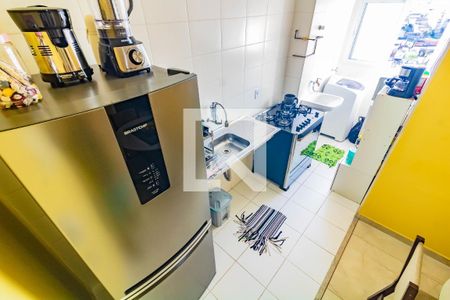Cozinha de apartamento à venda com 2 quartos, 33m² em Jardim Itacolomi, São Paulo