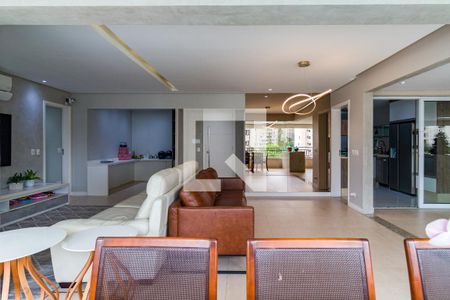 Sala de apartamento à venda com 3 quartos, 178m² em Vila Suzana, São Paulo