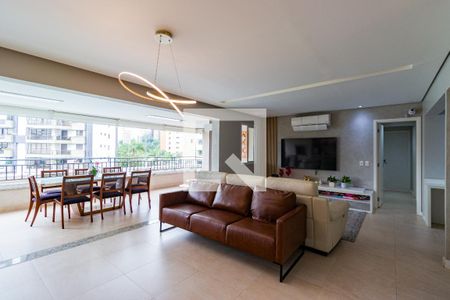 Sala de apartamento à venda com 3 quartos, 178m² em Vila Suzana, São Paulo