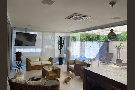 Casa à venda com 5 quartos, 243m² em Recreio dos Bandeirantes, Rio de Janeiro