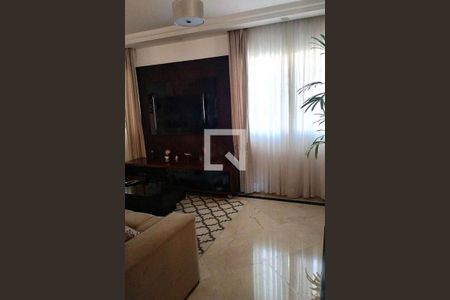 Casa à venda com 3 quartos, 187m² em Vila Carrão, São Paulo