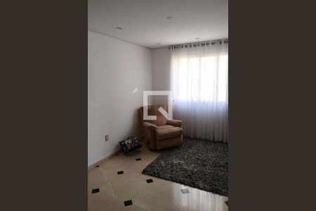 Casa à venda com 3 quartos, 187m² em Vila Carrão, São Paulo