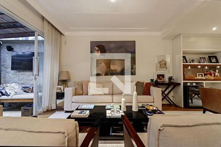 Casa à venda com 3 quartos, 273m² em Real Parque, São Paulo