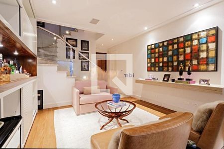 Casa à venda com 3 quartos, 273m² em Real Parque, São Paulo