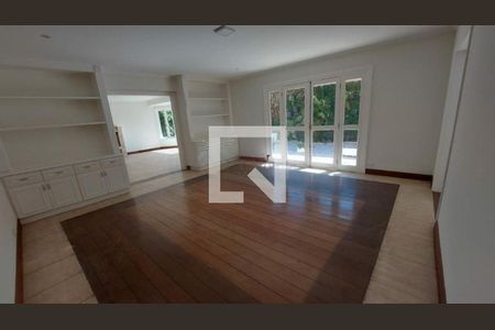 Casa à venda com 4 quartos, 535m² em Super Quadra Morumbi, São Paulo