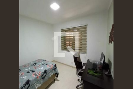 Casa à venda com 3 quartos, 225m² em Vila Carrão, São Paulo