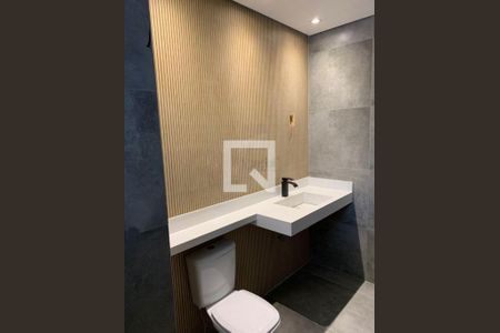 Casa à venda com 3 quartos, 225m² em Vila Carrão, São Paulo