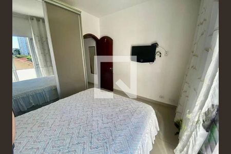 Casa à venda com 2 quartos, 97m² em Vila Talarico, São Paulo