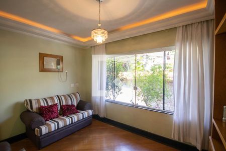 Quarto 1 de casa para alugar com 4 quartos, 495m² em Vila Albertina, São Paulo