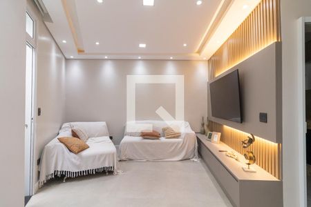 Sala de casa de condomínio à venda com 3 quartos, 90m² em Jardim Danfer, São Paulo