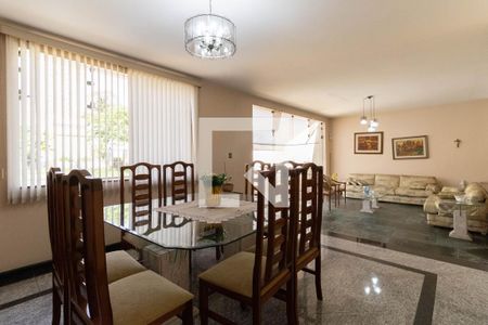 Sala de casa à venda com 5 quartos, 403m² em Ipiranga, São Paulo