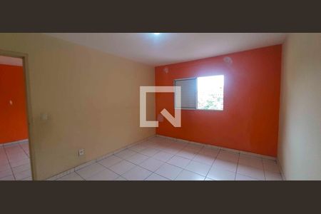 Quarto 1 de casa para alugar com 3 quartos, 80m² em Bussocaba, Osasco