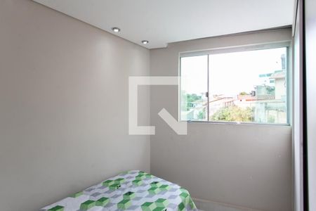 Quarto 2 de casa à venda com 3 quartos, 127m² em Conjunto Helena Antipoff, Belo Horizonte