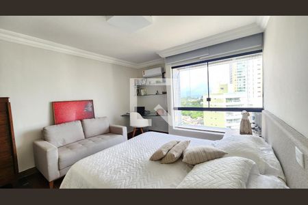 Suíte 1 de apartamento para alugar com 3 quartos, 295m² em Ondina, Salvador