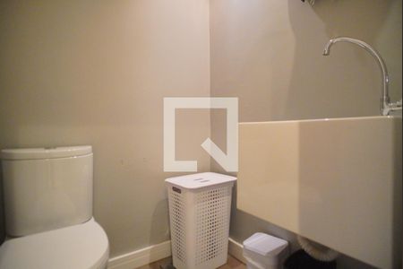 Lavabo de apartamento para alugar com 2 quartos, 80m² em Rio Branco, Porto Alegre