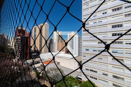 Sala Vista de apartamento à venda com 3 quartos, 98m² em Cambuí, Campinas