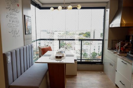 Sacada de apartamento à venda com 2 quartos, 62m² em Bela Vista, Osasco