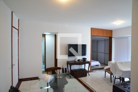 Sala de apartamento à venda com 1 quarto, 65m² em Barra da Tijuca, Rio de Janeiro